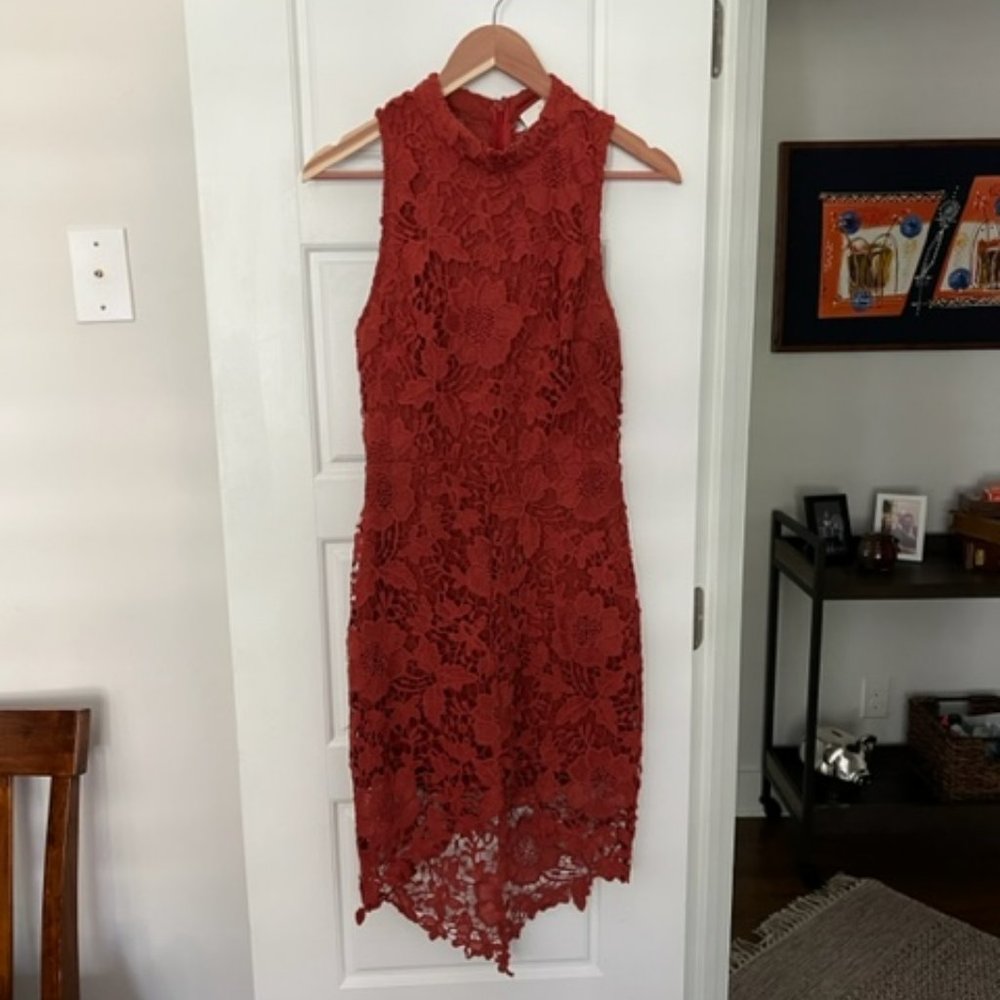 ASTR The Label - Rust Orange Floral Lace Sleeveless Sheath Dress SZ M